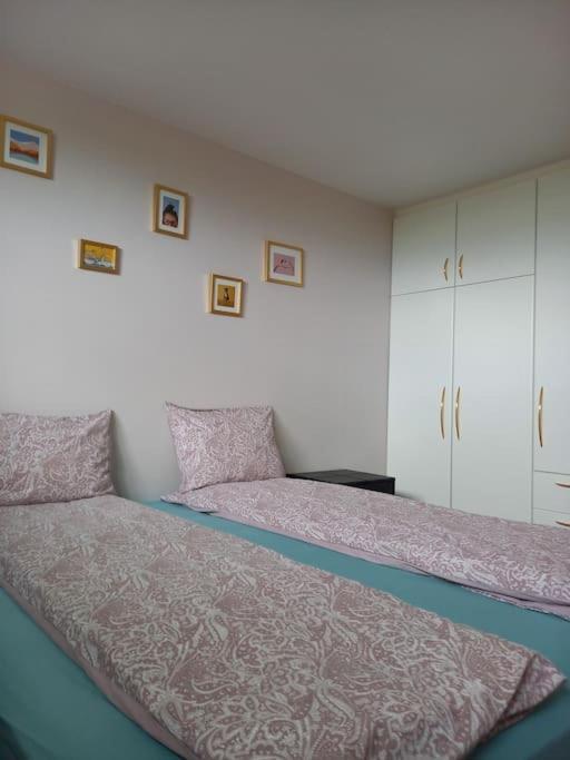 Apartamento Þorsmoerk Farm 12 Min From Akureyri Svalbarthseyri Exterior foto